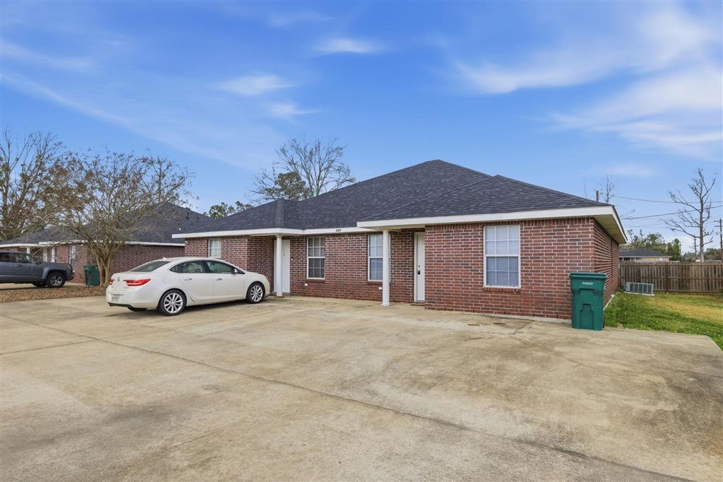 589 North Perkins Ferry Road, Unit B Lake Charles, LA 70611 - Photo 1 of 13