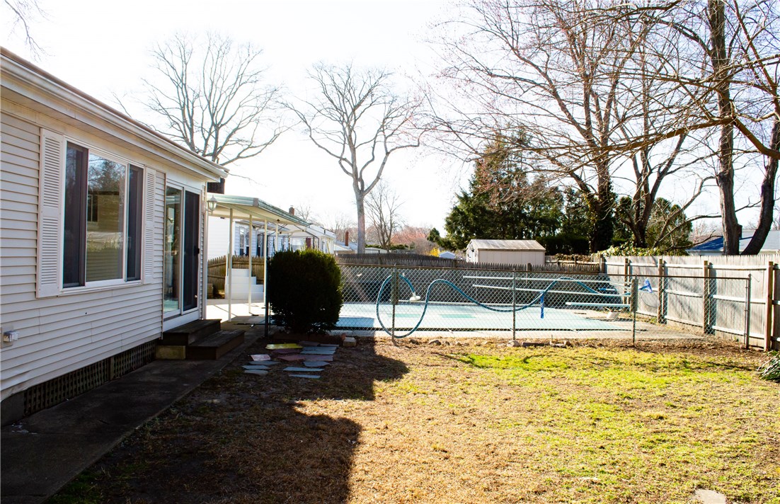 26 Pinehurst Road East Providence, RI 02915 - Photo 8 of 40 Gallery Image 8