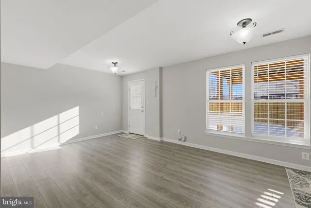 wooden floor in an empty room with wooden floor