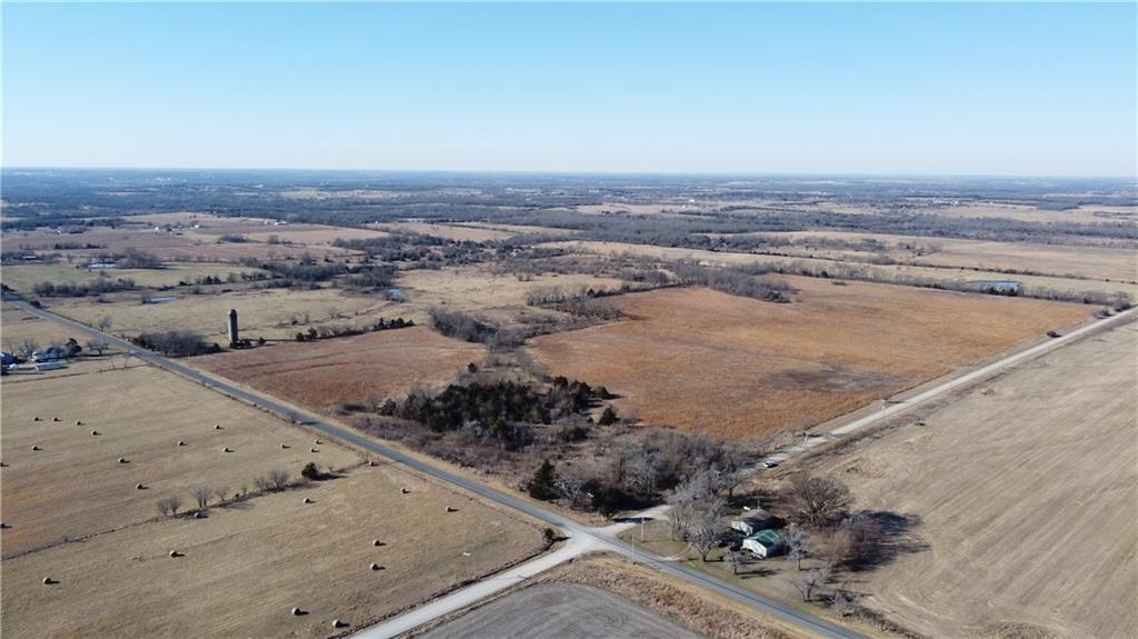 1698 235th Street Fort Scott, KS 66701 - Photo 7 of 26