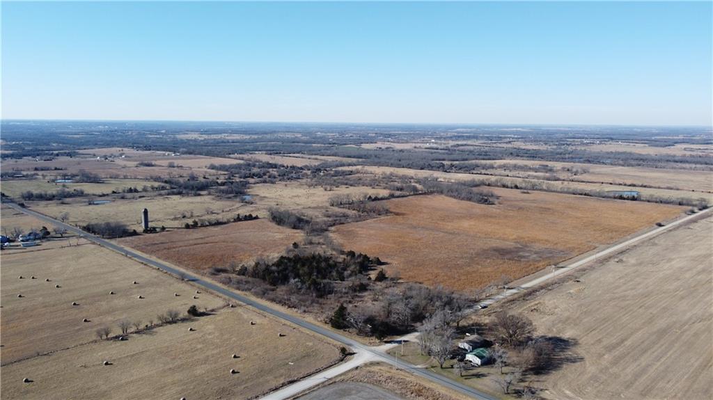 1698 235th Street Fort Scott, KS 66701 - Photo 8 of 26