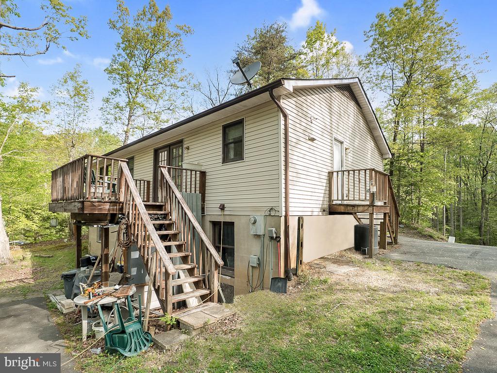 8412 Delegate Drive King George, VA 22485 - Photo 3 of 26