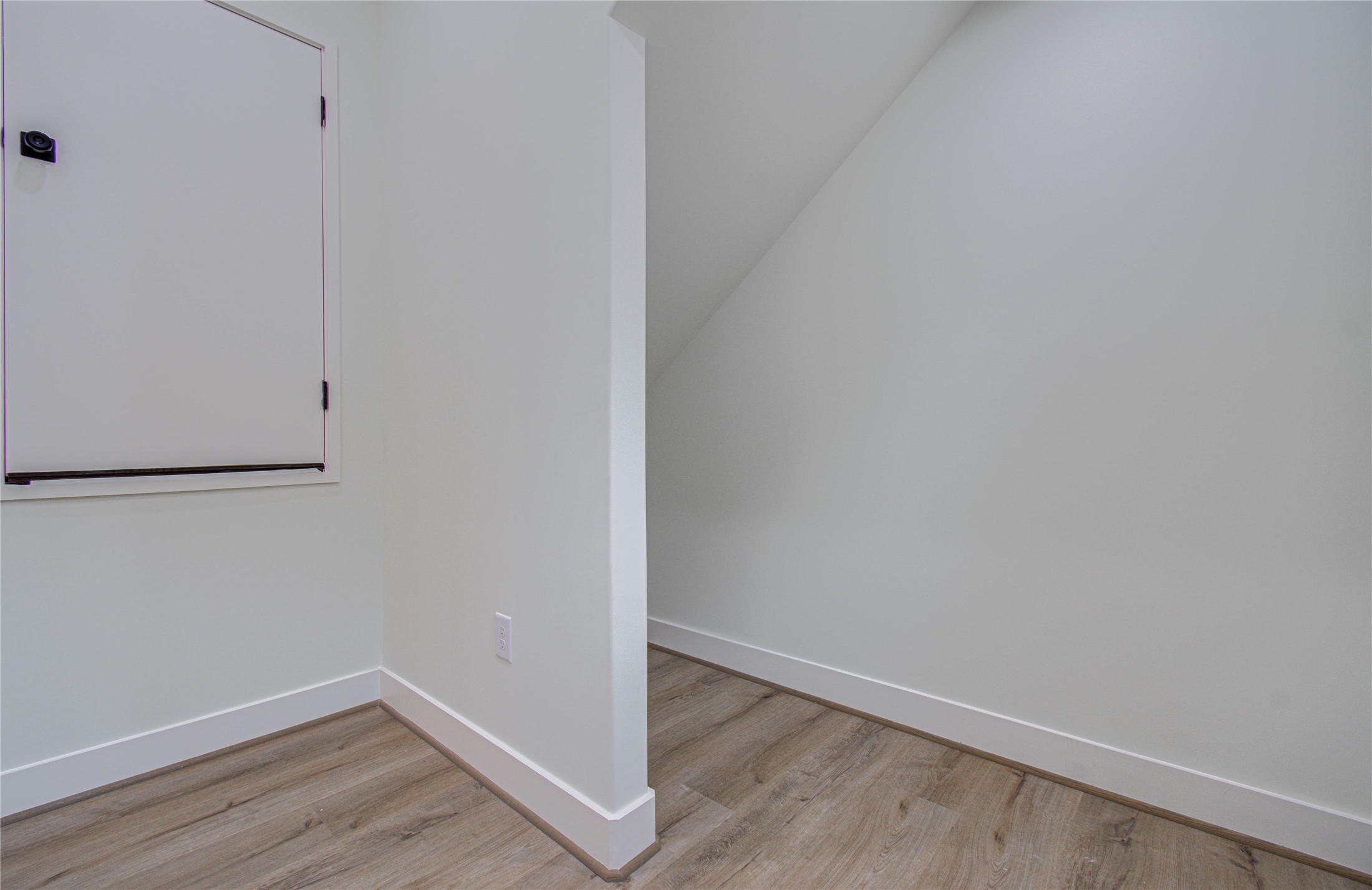 4603 Edison Street, Unit A Houston, TX 77009 - Photo 15 of 23 a view of small space with wooden floor