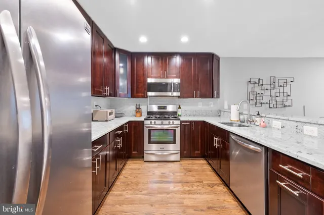 $500,000 | 1812 D Street Northeast, Unit 1, Washington, DC 20002