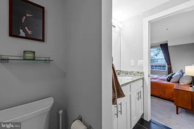 $500,000 | 1812 D Street Northeast, Unit 1, Washington, DC 20002