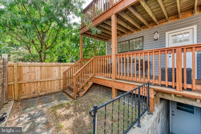 $500,000 | 1812 D Street Northeast, Unit 1, Washington, DC 20002