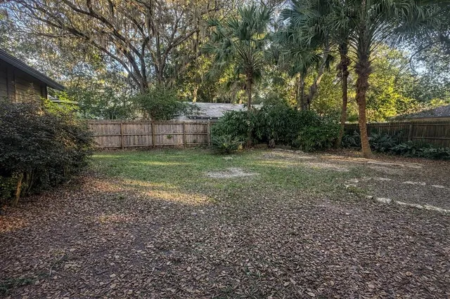 $1,950 | 927 Northeast 7th Avenue, Gainesville, FL 32601