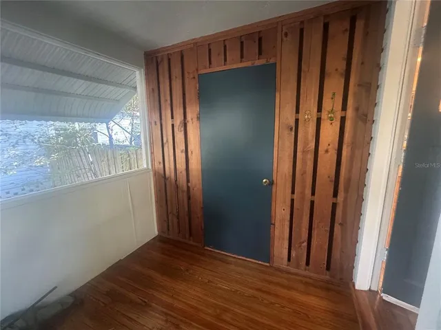 $2,100 | 927 Northeast 7th Avenue, Gainesville, FL 32601