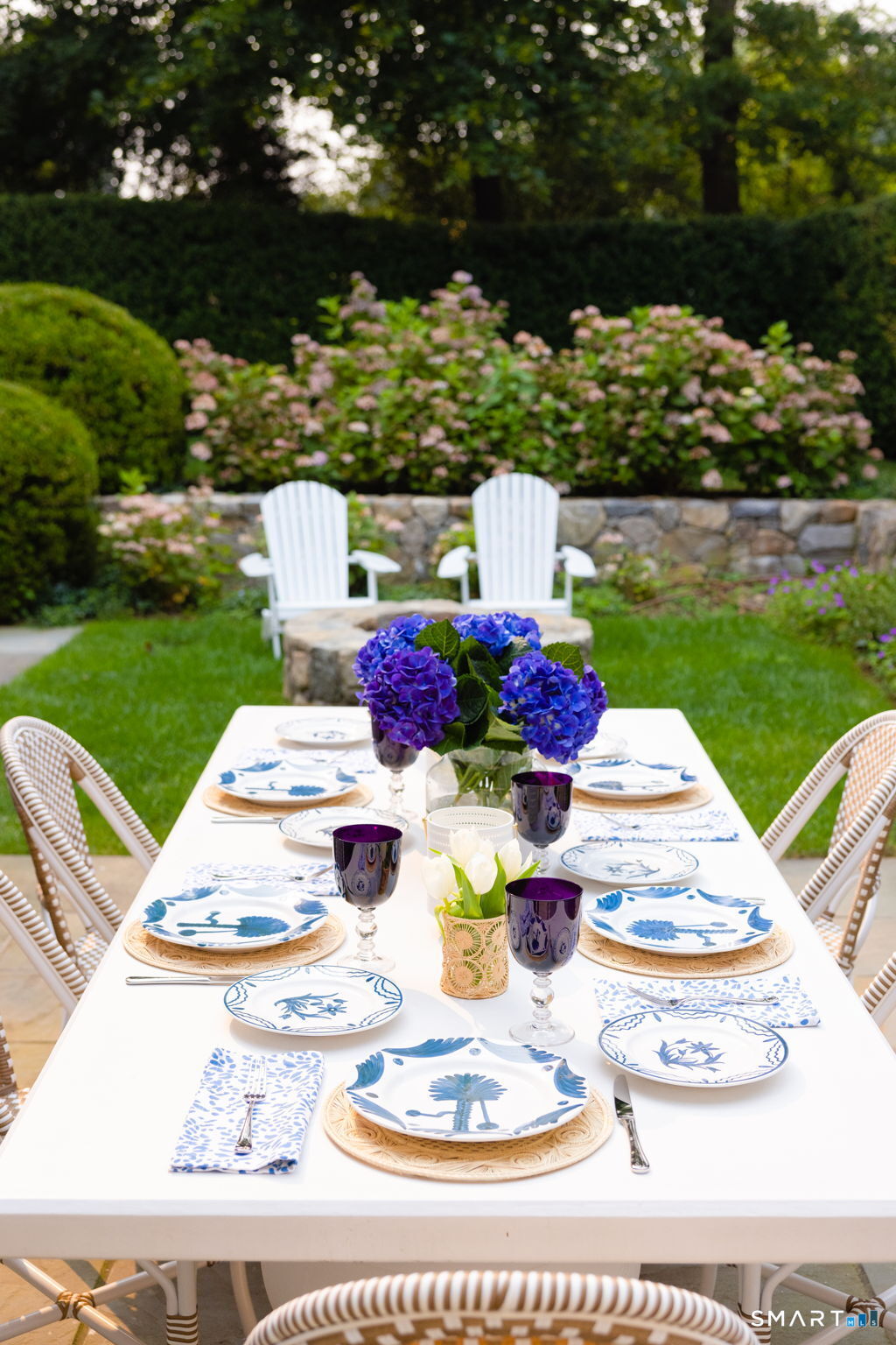 90 5 Mile River Road Darien, CT 06820 - Photo 33 of 35 a view of a dining room with furniture
