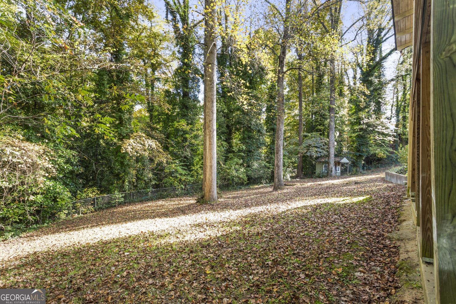 73 Ridgeview Heights Toccoa, GA 30577 - Photo 11 of 67 a view of a yard with plants and trees