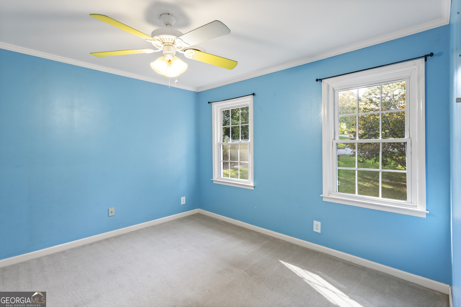 73 Ridgeview Heights Toccoa, GA 30577 - Photo 33 of 67 an empty room with a window and a fan