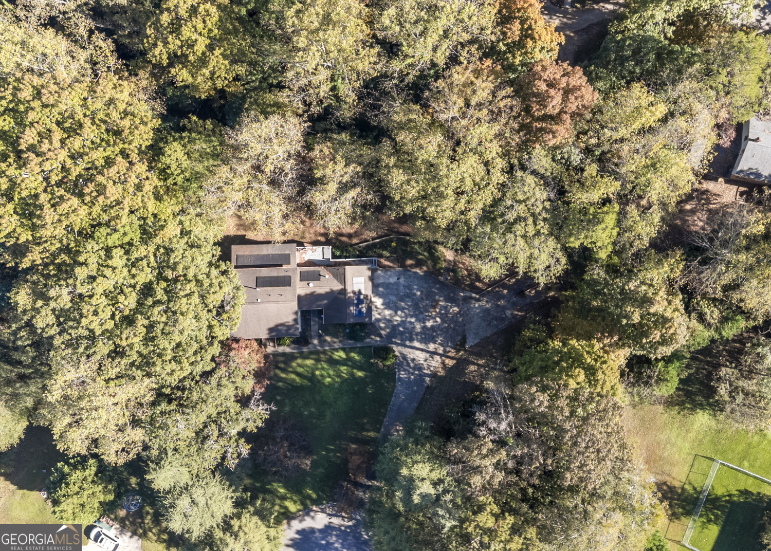 73 Ridgeview Heights Toccoa, GA 30577 - Photo 62 of 67 a backyard of a house with a yard and outdoor seating