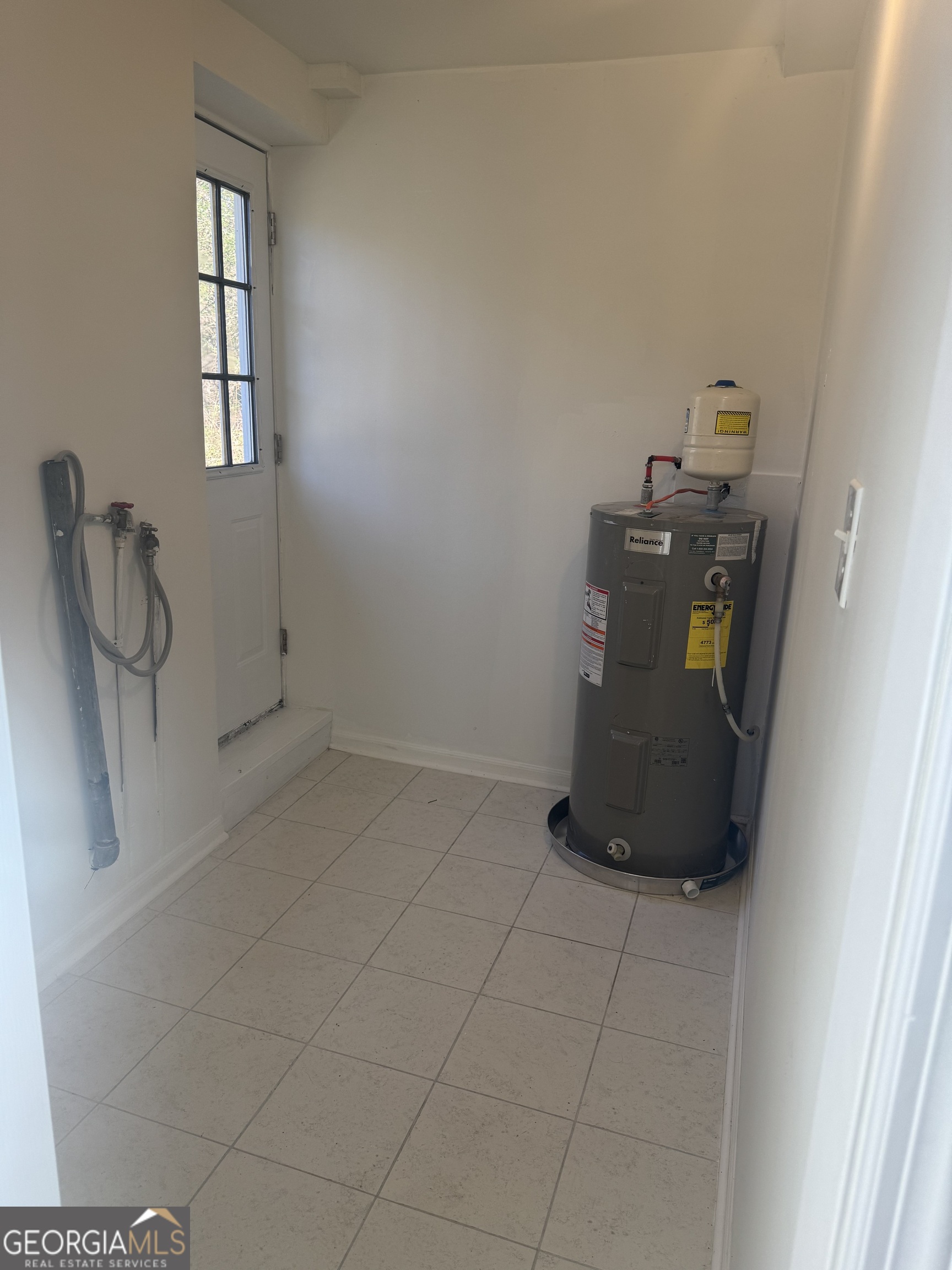 145 Henry Circle LaFayette, GA 30728 - Photo 12 of 28 a view of water heater room