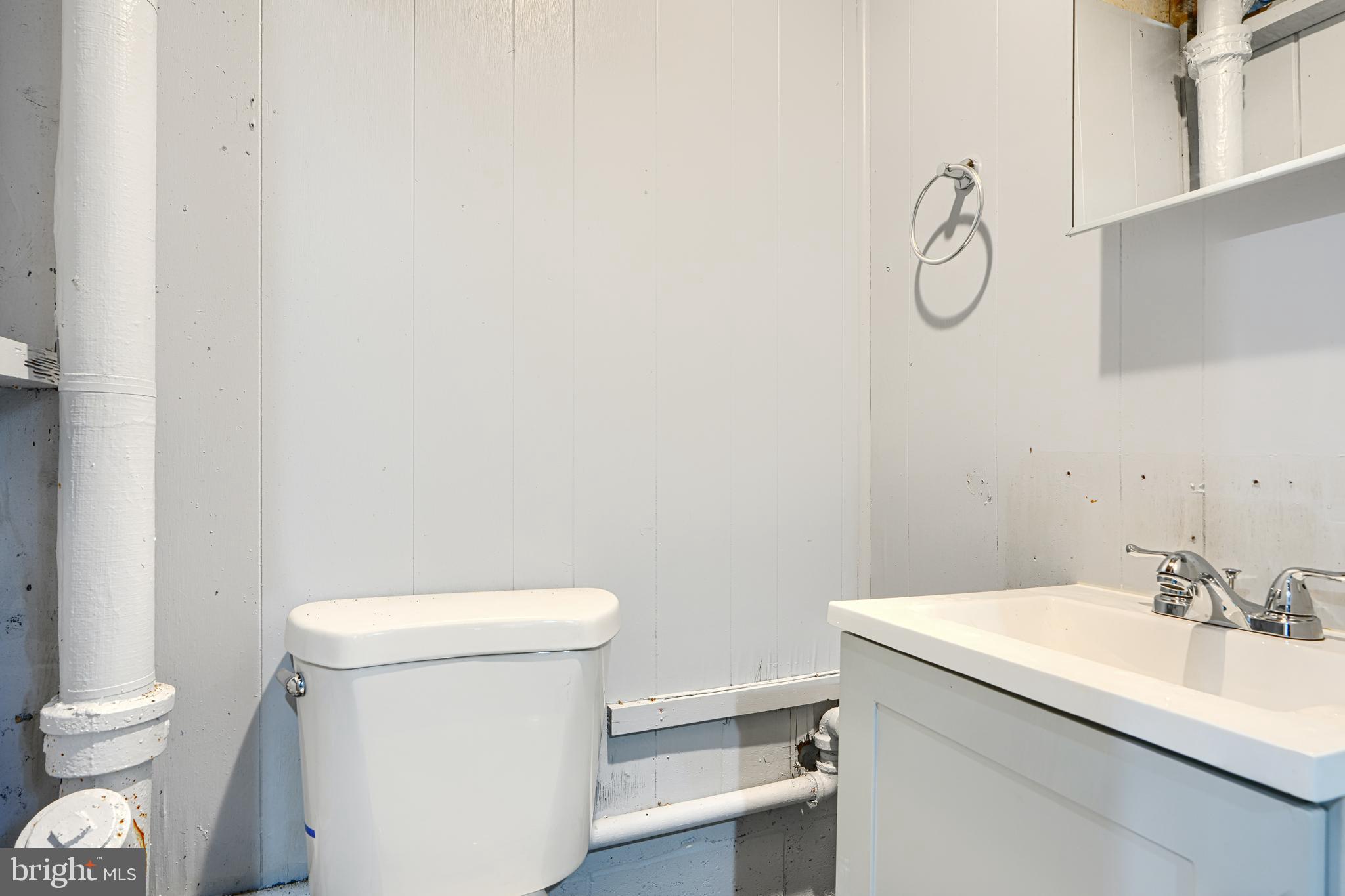 1902 Kelmore Road Baltimore, MD 21222 - Photo 21 of 27 HALF BATH LOWER LEVEL