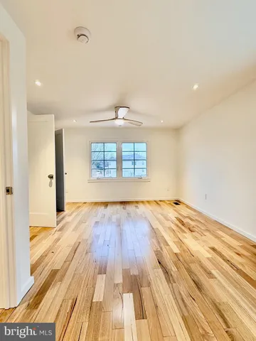 $5,695 | 816 Utterback Store Road, Great Falls, VA 22066