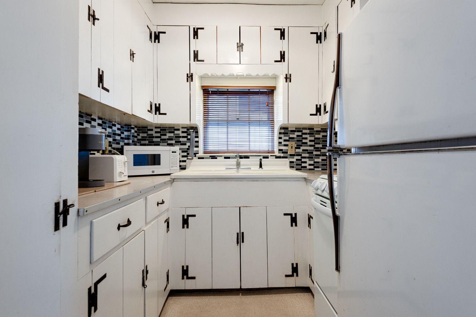 26 Easy Street, Unit 3 Nantucket, MA 02554 - Photo 13 of 17