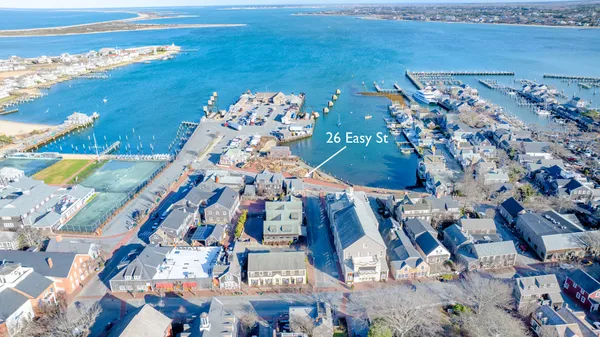 $2,195,000 | 26 Easy Street, Unit 3, Nantucket, MA 02554