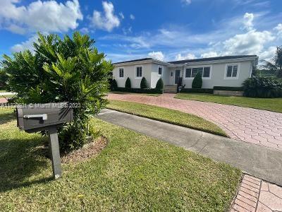 8330 Southwest 29th Street Miami, FL 33155 - Photo 3 of 33 Gallery Image 3