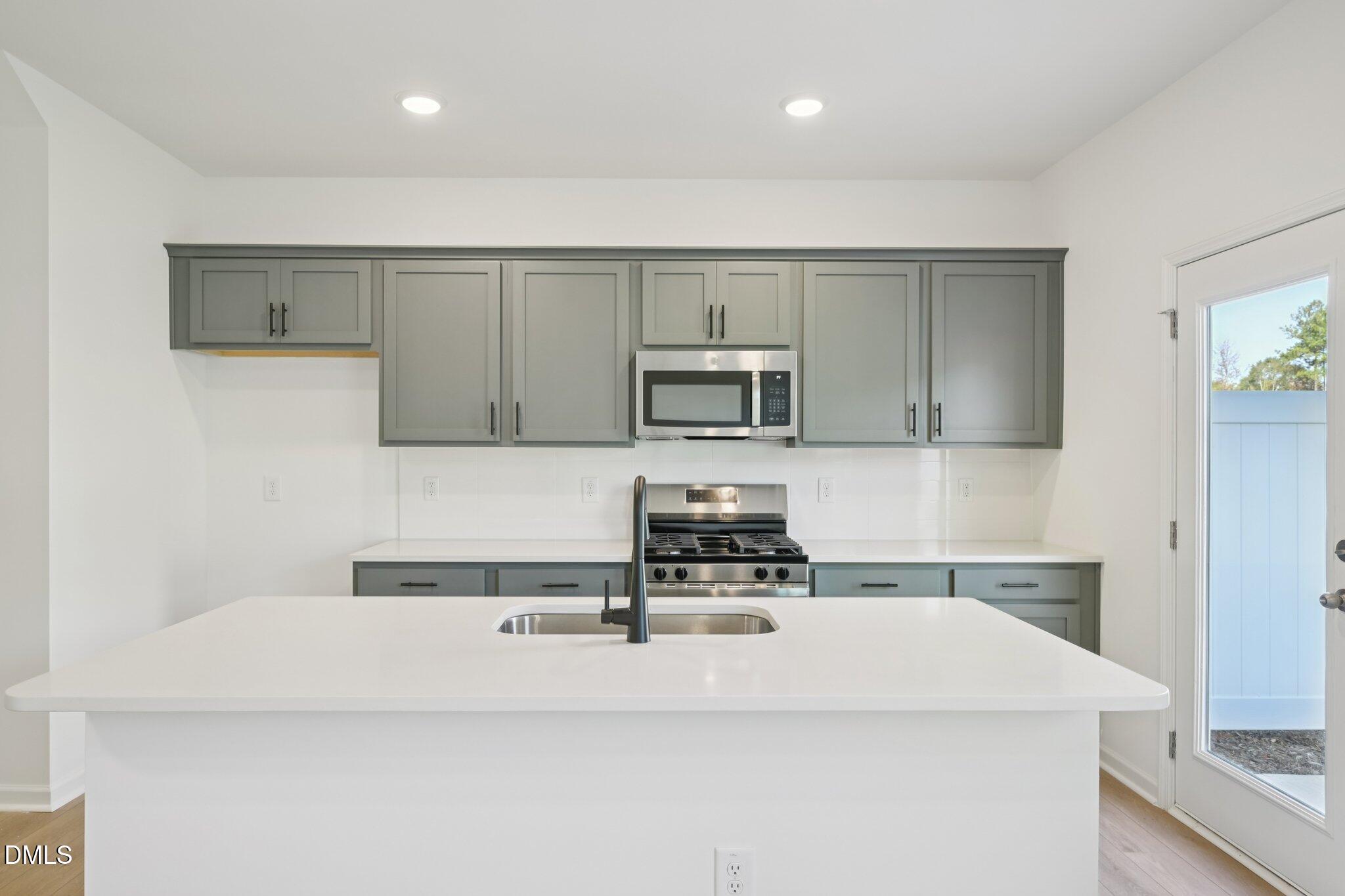 1515 Mirth Court Rolesville, NC 27571 - Photo 5 of 16 13-web-or-mls-Flagstone Way-S2410-013