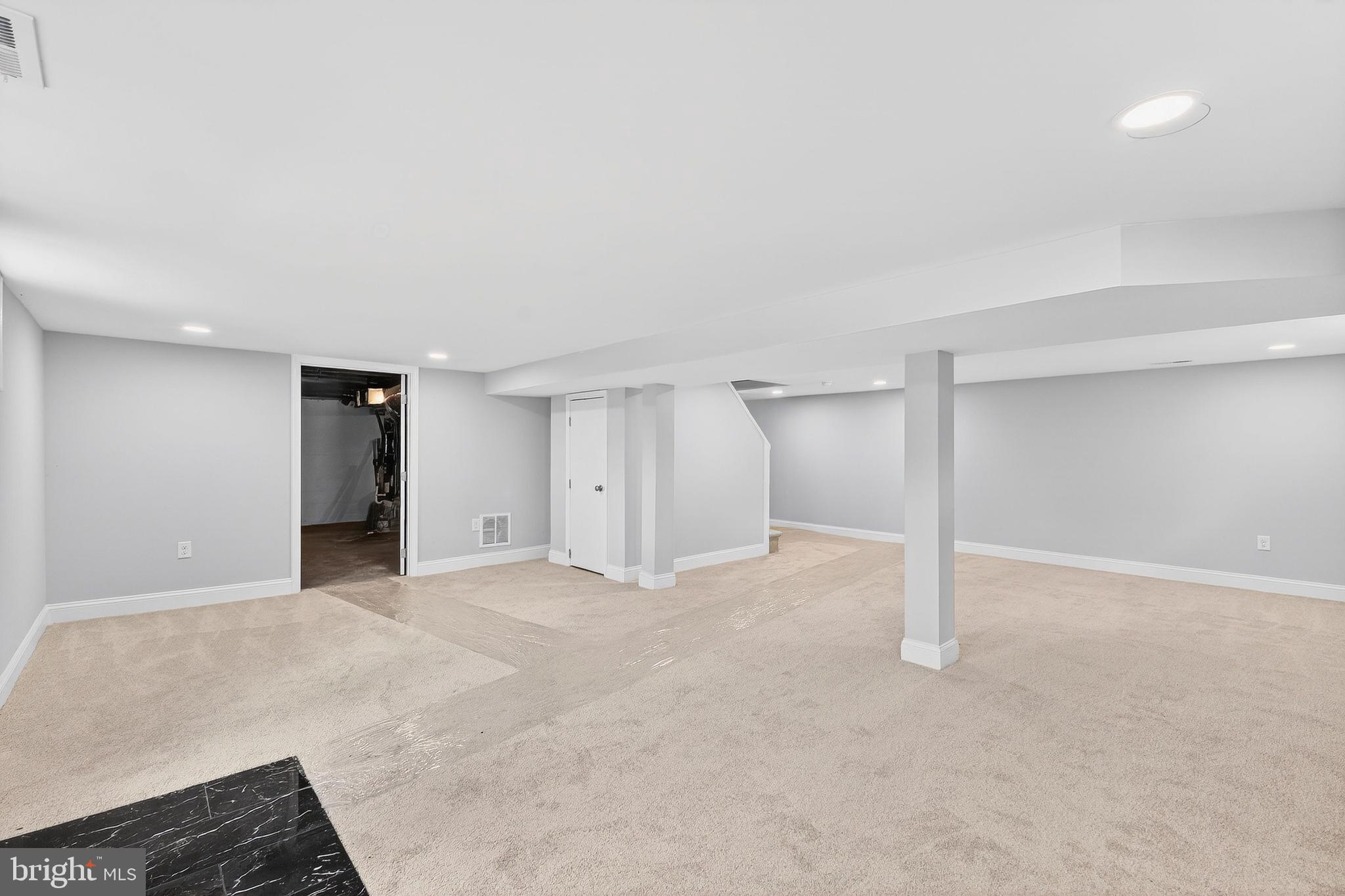 3615 Sykesville Road Westminster, MD 21157 - Photo 27 of 36