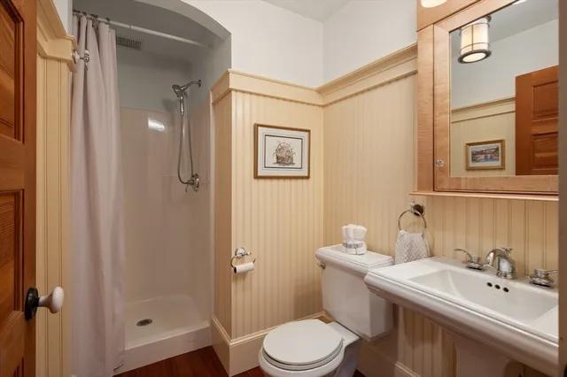 $1,548,000 | 4 Knight Road, Manchester, MA 01944