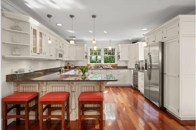 $1,548,000 | 4 Knight Road, Manchester, MA 01944