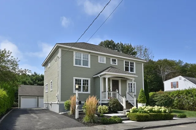 $1,548,000 | 4 Knight Road, Manchester, MA 01944