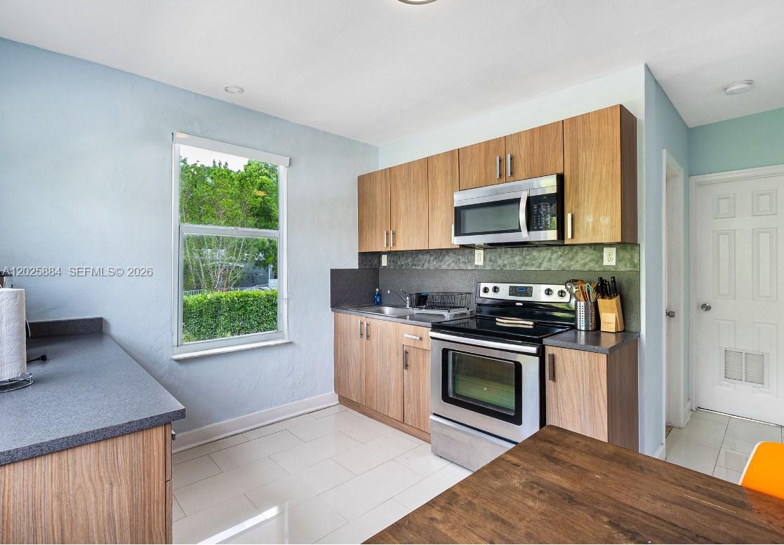 2255 Southwest 10th Street, Unit B Miami, FL 33135 - Photo 20 of 26 Photo 20