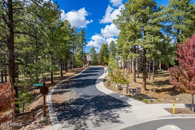 $814,900 | 3322 South Hannah Lane, Flagstaff, AZ 86005