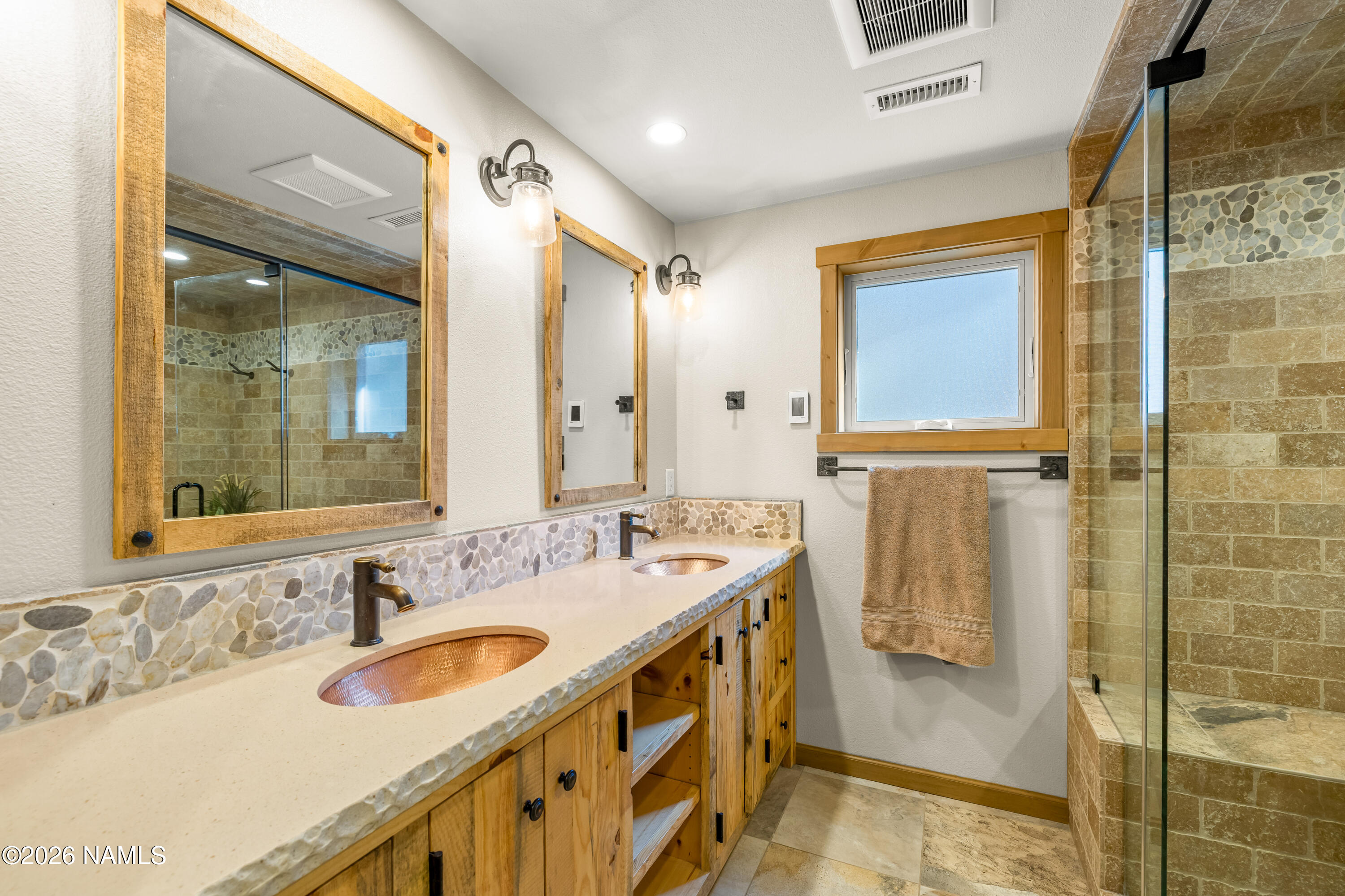 1800 North Fox Hill Road Flagstaff, AZ 86004 - Photo 29 of 44 Primary Bath