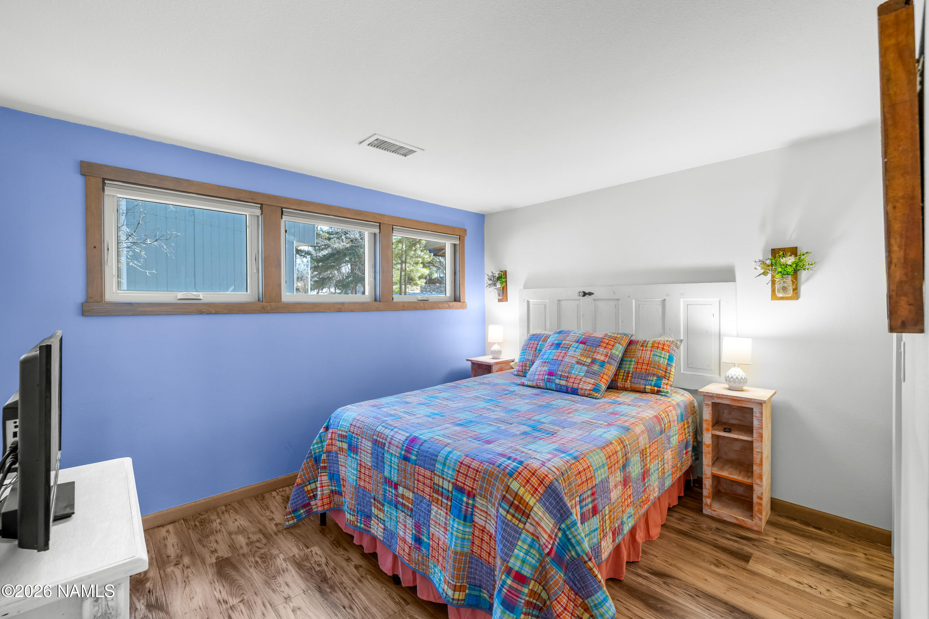1800 North Fox Hill Road Flagstaff, AZ 86004 - Photo 36 of 44 Bedroom