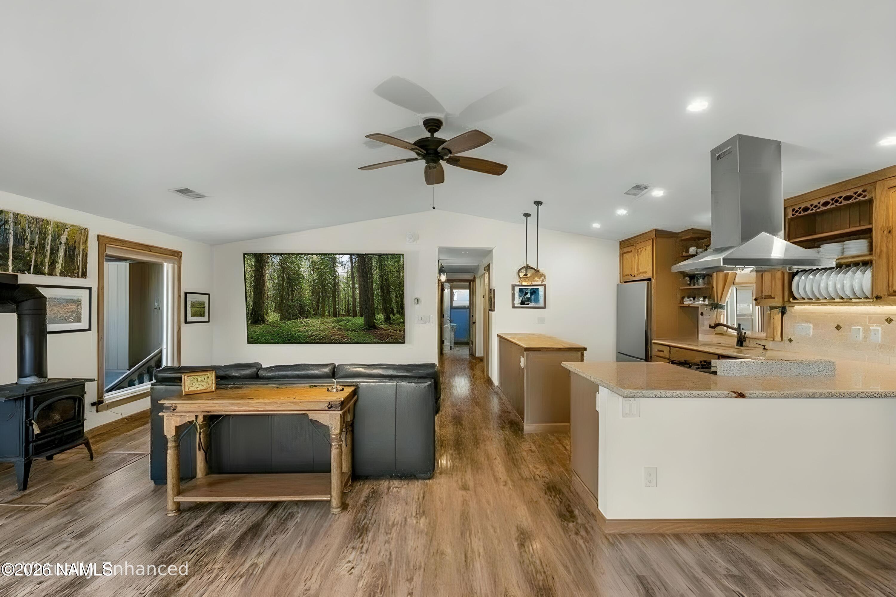 1800 North Fox Hill Road Flagstaff, AZ 86004 - Photo 5 of 44 Greatroom