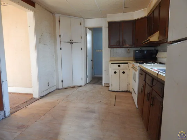 $16,500 | 1142 Northeast Wabash Avenue, Topeka, KS 66616