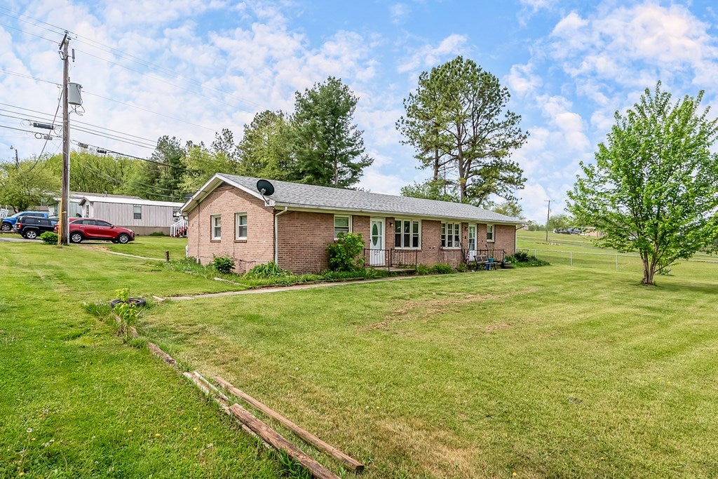 108 Kitten Lane Rural Retreat, VA 24368 - Photo 12 of 53 Gallery Image 12