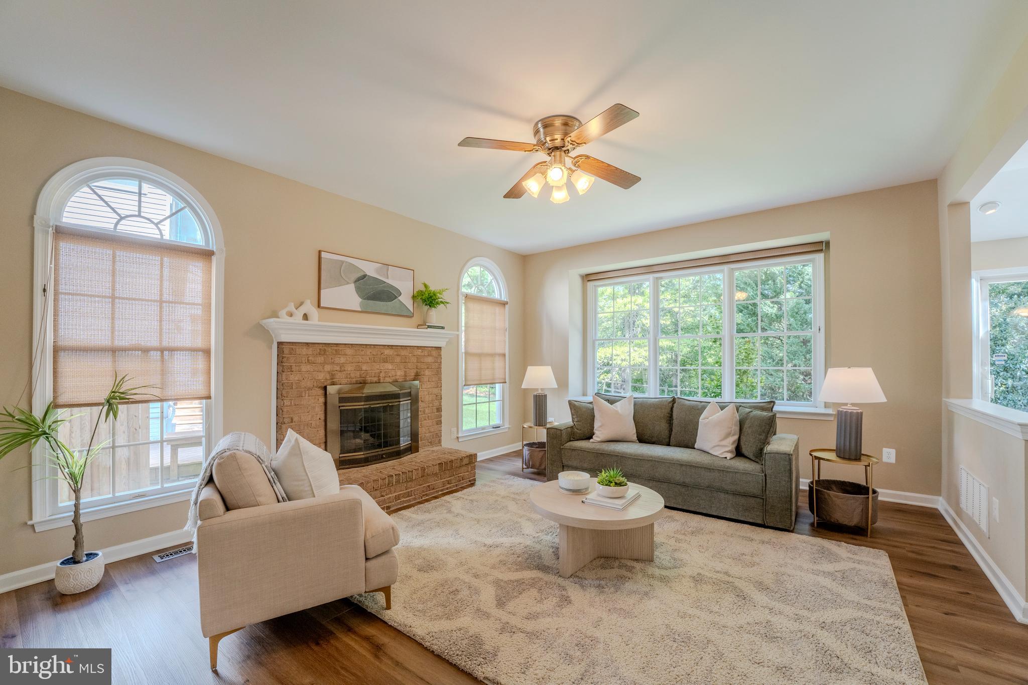 1327 Murray Downs Way Reston, VA 20194 - Photo 16 of 70 Family Room