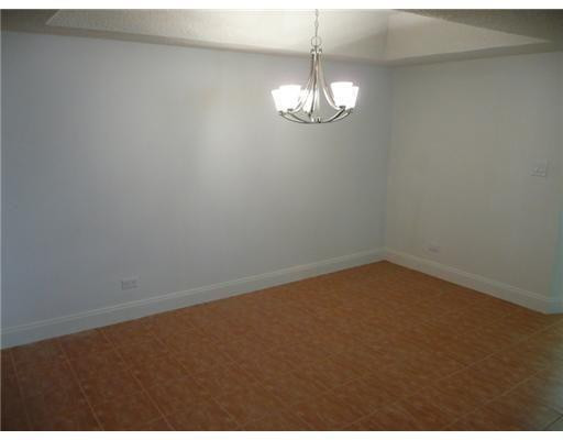 3670 Inverrary Drive, Unit 1V Lauderhill, FL 33319 - Photo 3 of 18 Photo 3
