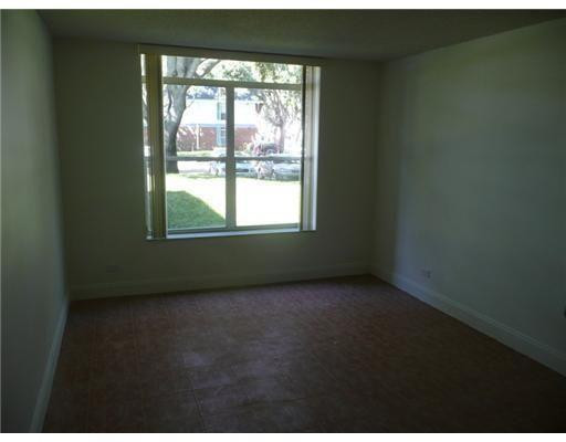 3670 Inverrary Drive, Unit 1V Lauderhill, FL 33319 - Photo 6 of 18 Photo 6