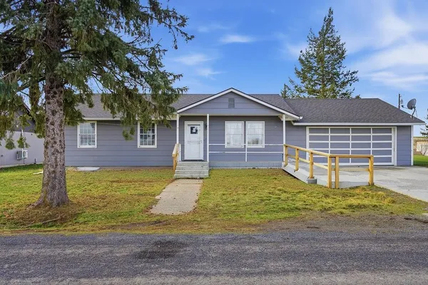 $309,900 | 295 Southwest Railroad Avenue, Creston, WA 99117