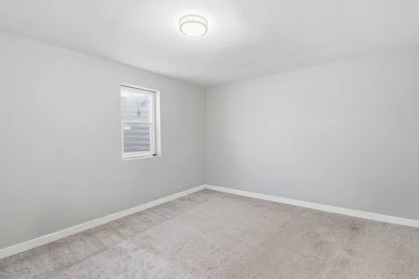 $309,900 | 295 Southwest Railroad Avenue, Creston, WA 99117