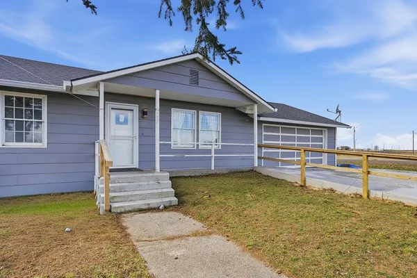 $309,900 | 295 Southwest Railroad Avenue, Creston, WA 99117