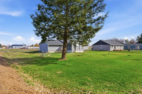 $309,900 | 295 Southwest Railroad Avenue, Creston, WA 99117