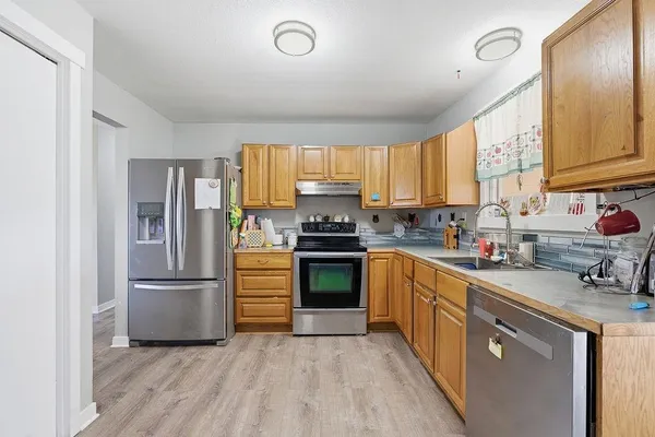 $309,900 | 295 Southwest Railroad Avenue, Creston, WA 99117