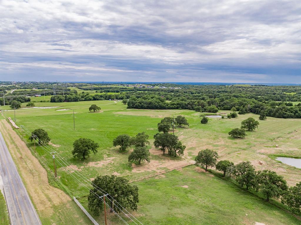 730 North St Decatur Tx 76234 Decatur, TX 76234 - Photo 20 of 24 a view of a lake with a yard