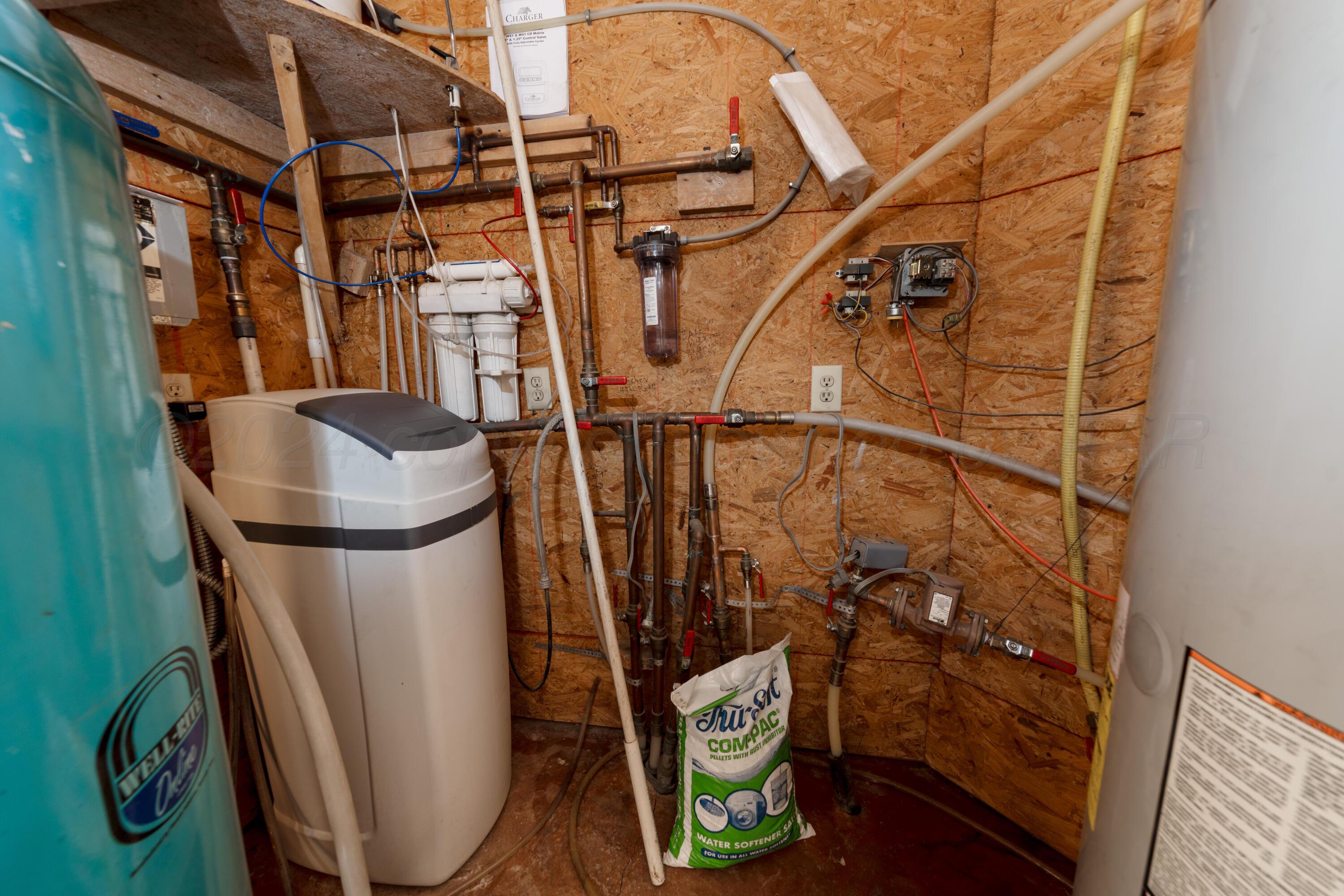 17300 White Wing Road Canyon, TX 79015 - Photo 54 of 60 waterroom