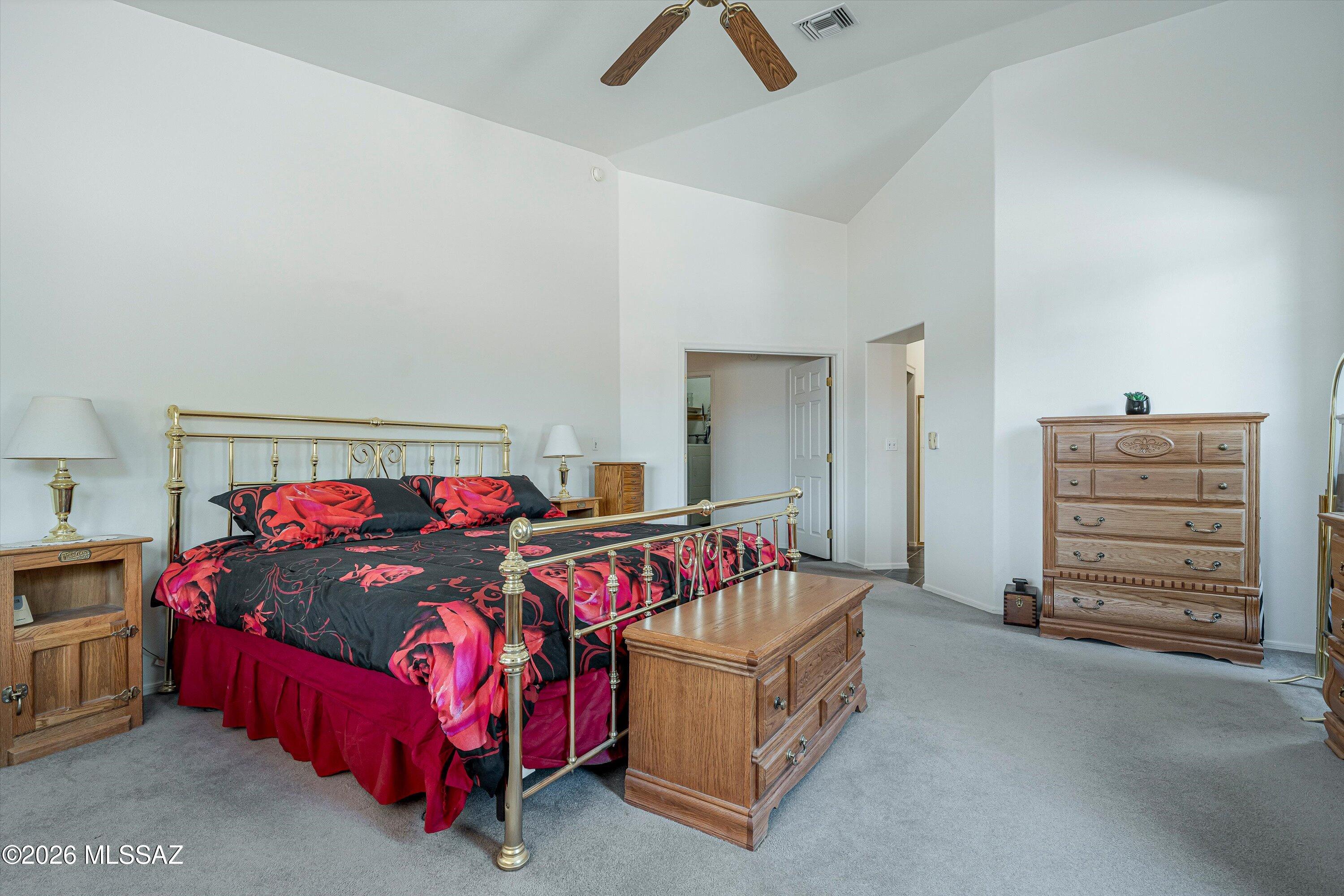 4940 North Castle Ridge Road Tucson, AZ 85749 - Photo 19 of 43 21-Primary Bedroom