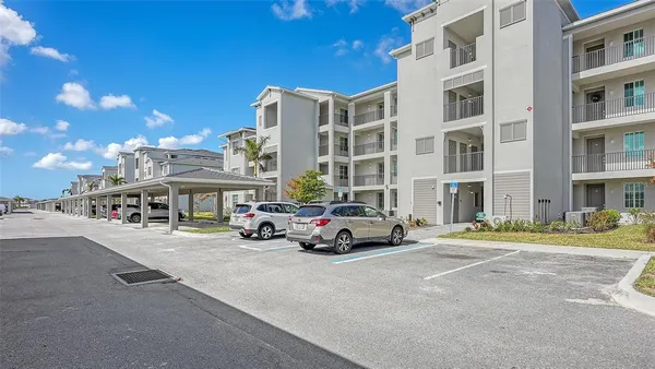 $6,000 | 12180 Wellen Golf Street, Unit 202, Venice, FL 34293