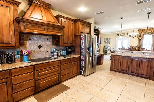 $470,000 | 209 Benton Street, Nocona, TX 76255