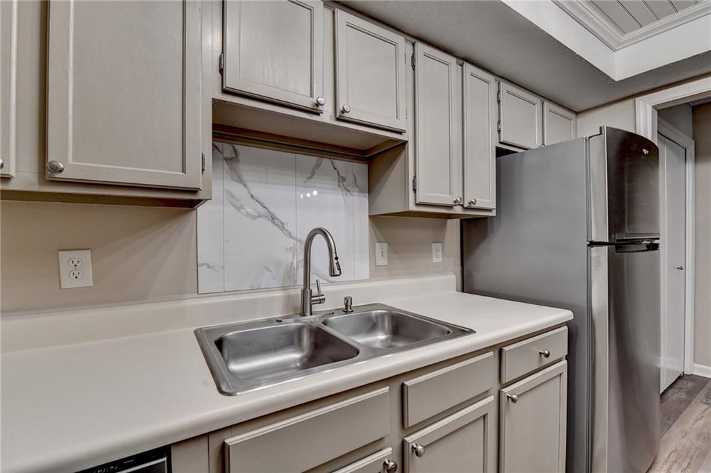 6300 Woodmont Boulevard Northwest Peachtree Corners, GA 30092 - Photo 22 of 33