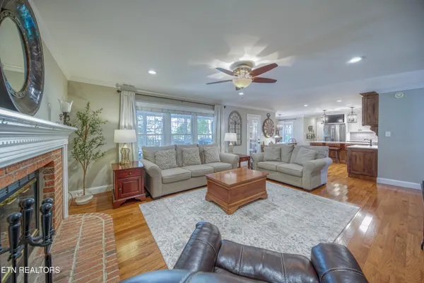 $700,000 | 510 Maple Tree Drive, Knoxville, TN 37934