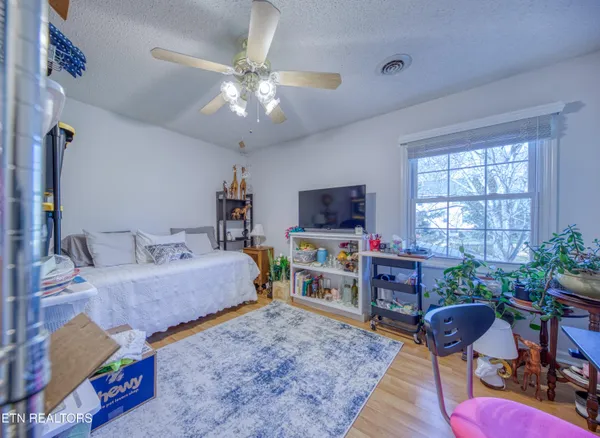 $700,000 | 510 Maple Tree Drive, Knoxville, TN 37934
